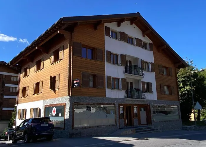 Apartment Asters 10 *